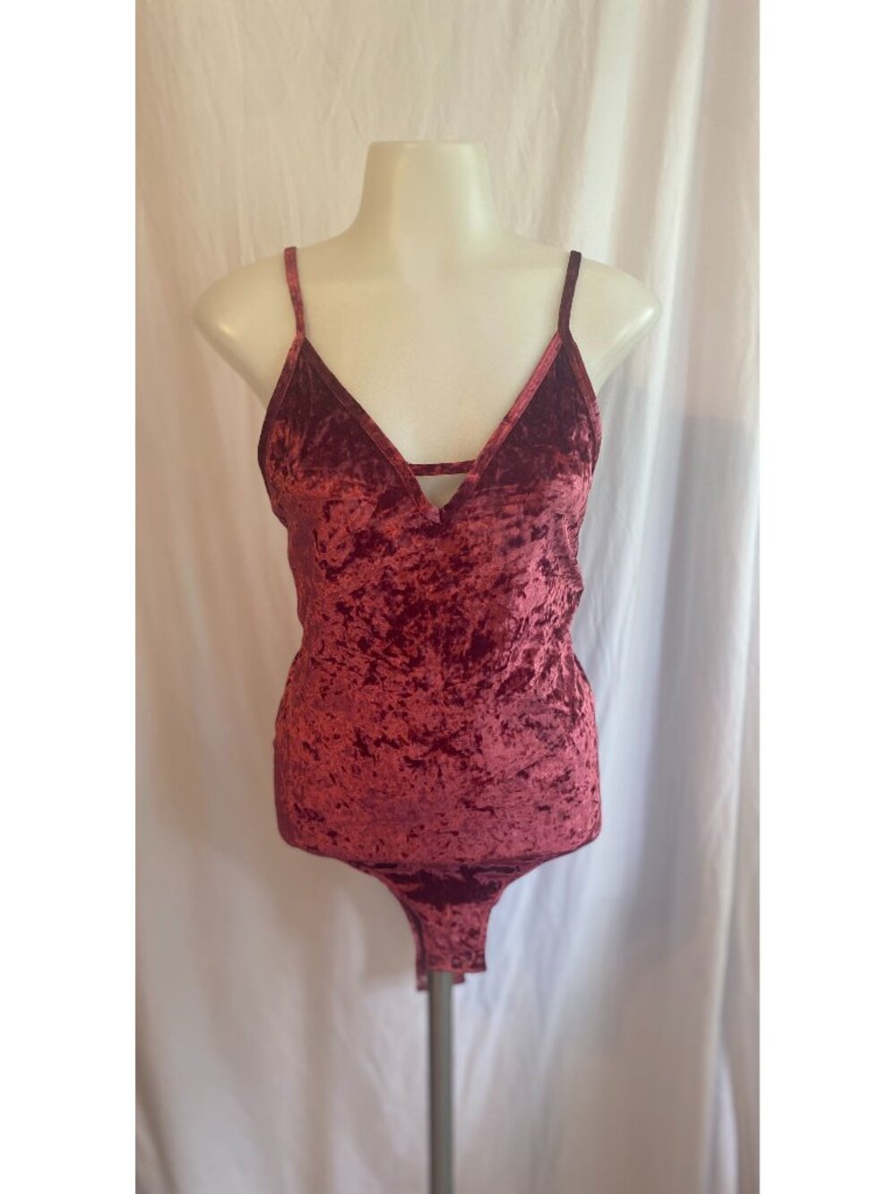 Flirtitude Burgundy Crushed Velvet V-Neck Strappy Back Bodysuit